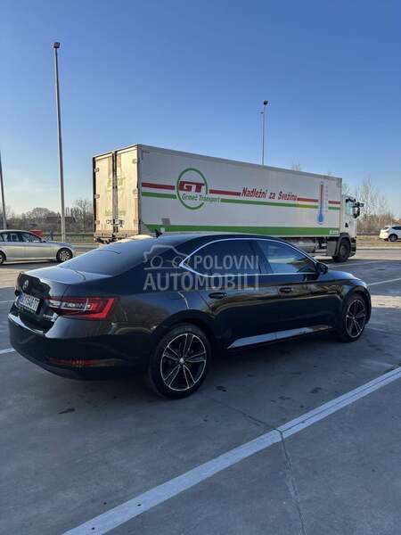 Škoda Superb DSG
