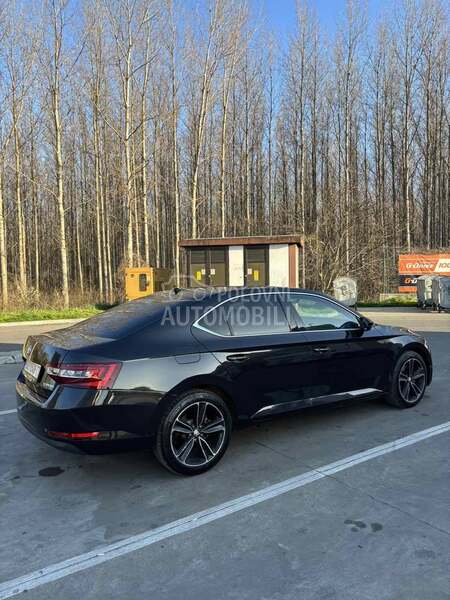 Škoda Superb DSG