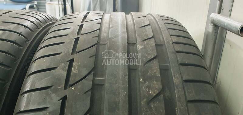 Bridgestone 275/40 R19 Letnja