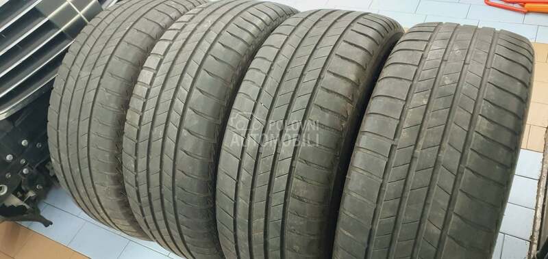 Bridgestone 215/55 R17 Letnja