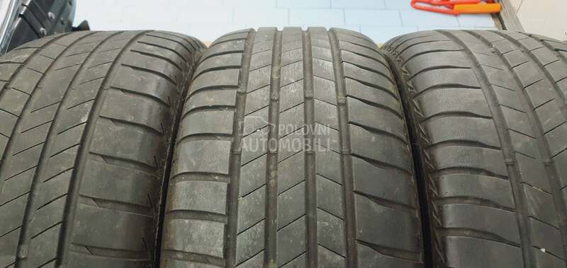 Bridgestone 215/55 R17 Letnja