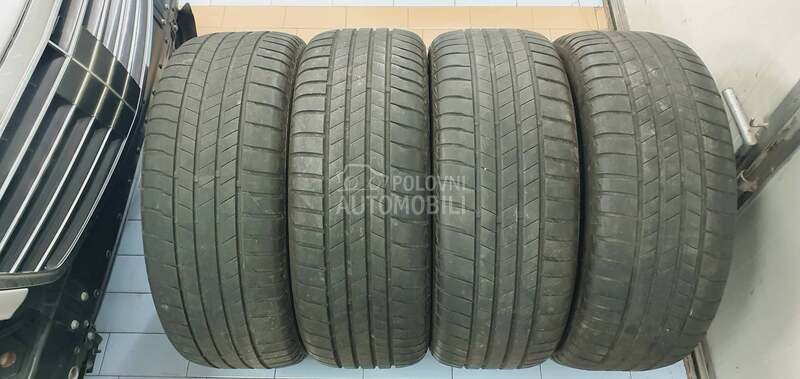 Bridgestone 215/55 R17 Letnja