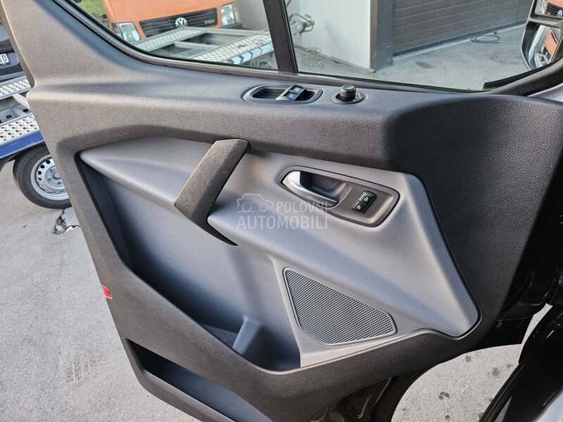 Ford Transit Custom 2.0 full