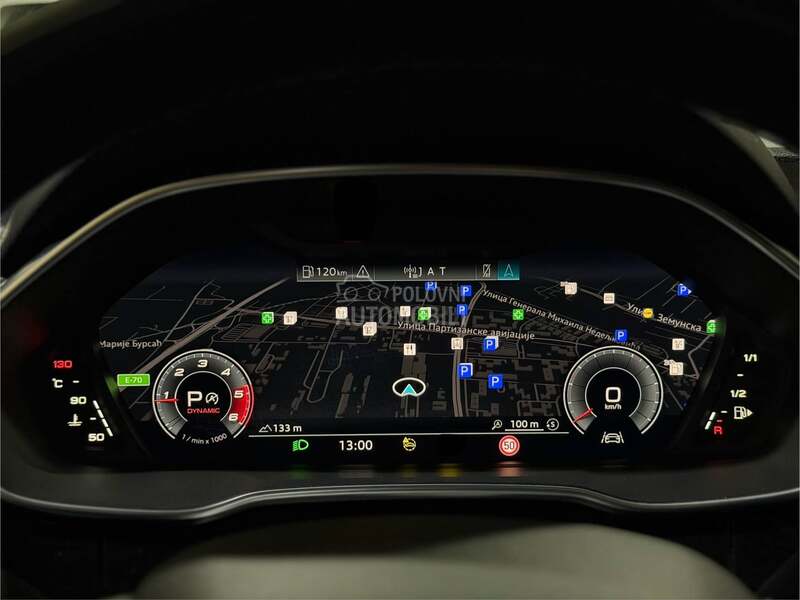 Audi Q3 2.0D/Matrix/Black