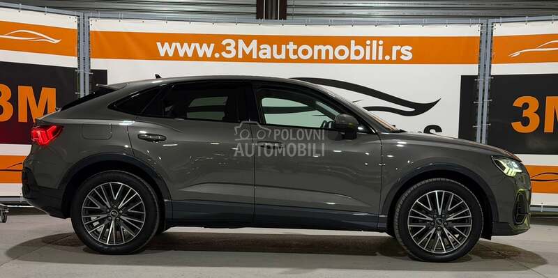 Audi Q3 2.0D/Matrix/Black