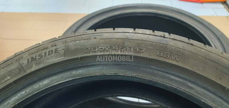 Dunlop 205/45 R17 Letnja