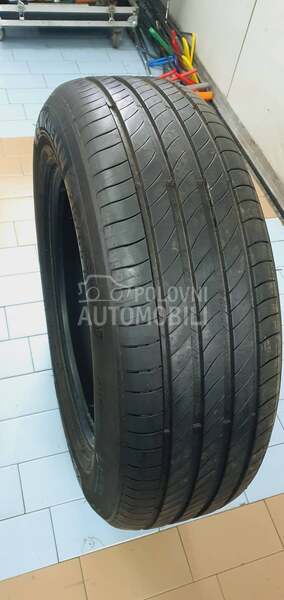 Michelin 215/65 R17 Letnja