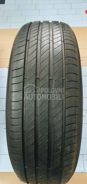 Michelin 215/65 R17 Letnja