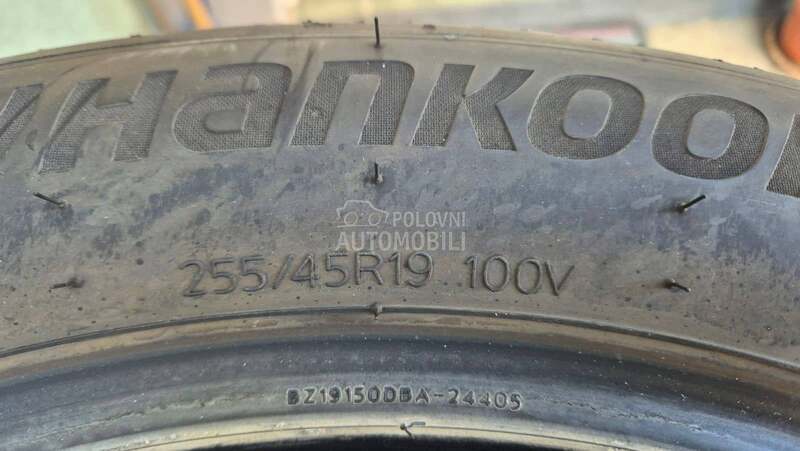 Hankook 255/45 R19 Letnja