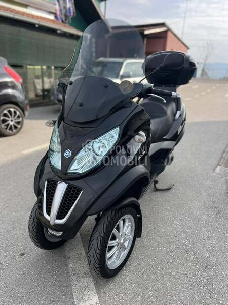Piaggio MP3 300LT