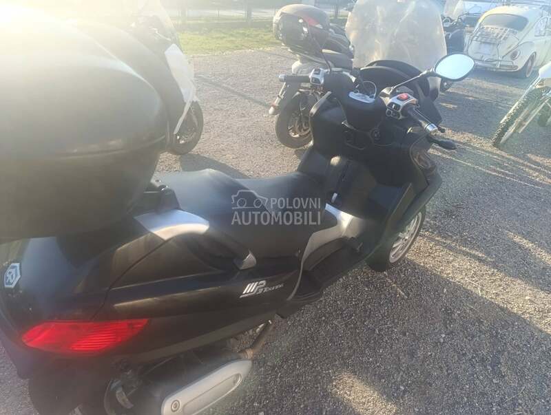 Piaggio MP3 300LT