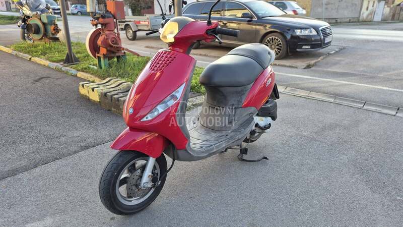 Piaggio Zip 49ccm