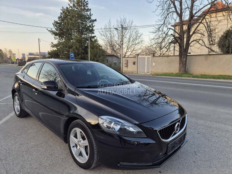 Volvo V40 2.0D