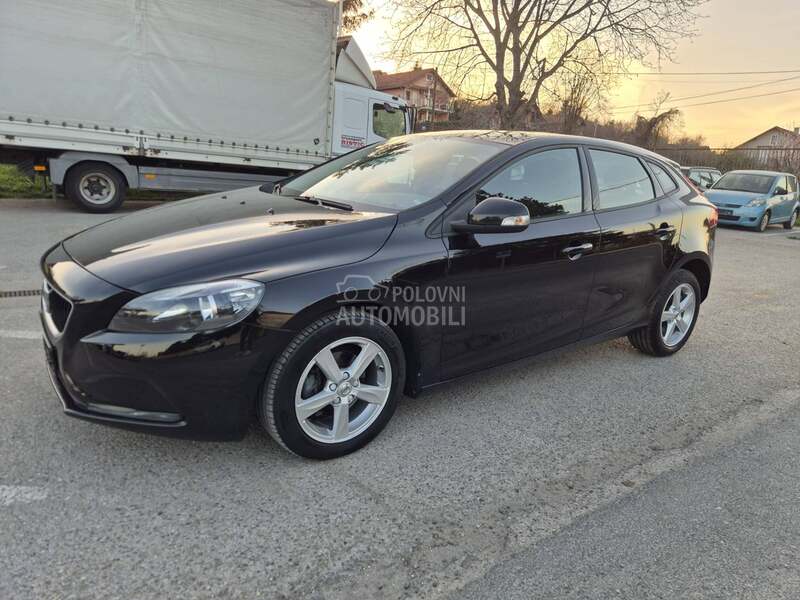 Volvo V40 2.0D