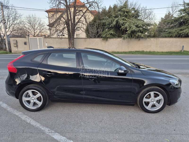 Volvo V40 2.0D