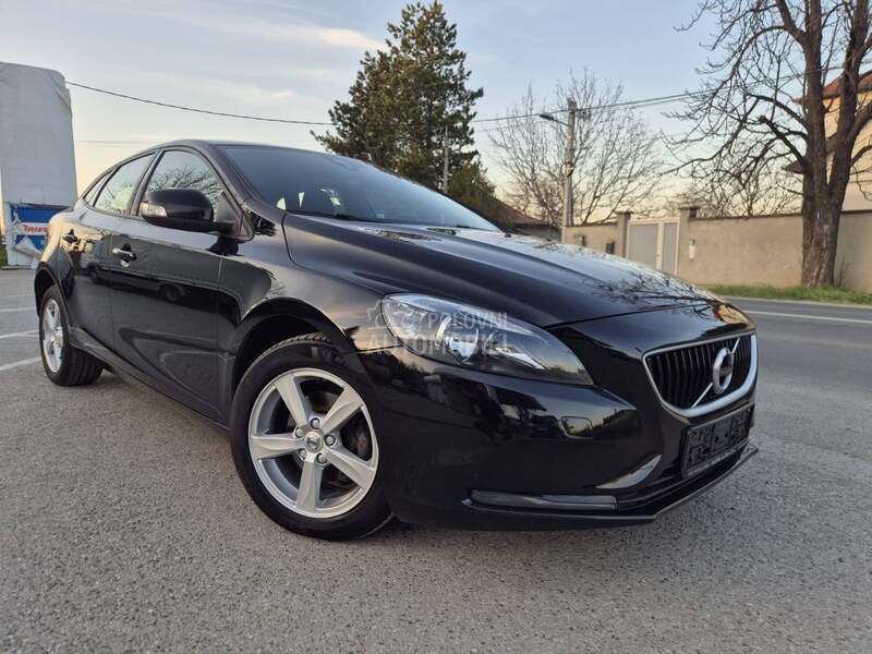 Volvo V40 2.0D