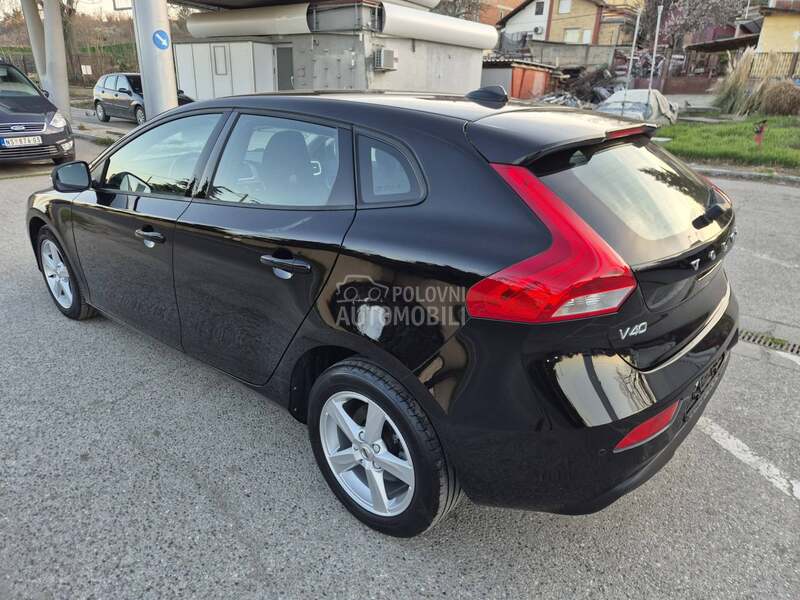 Volvo V40 2.0D