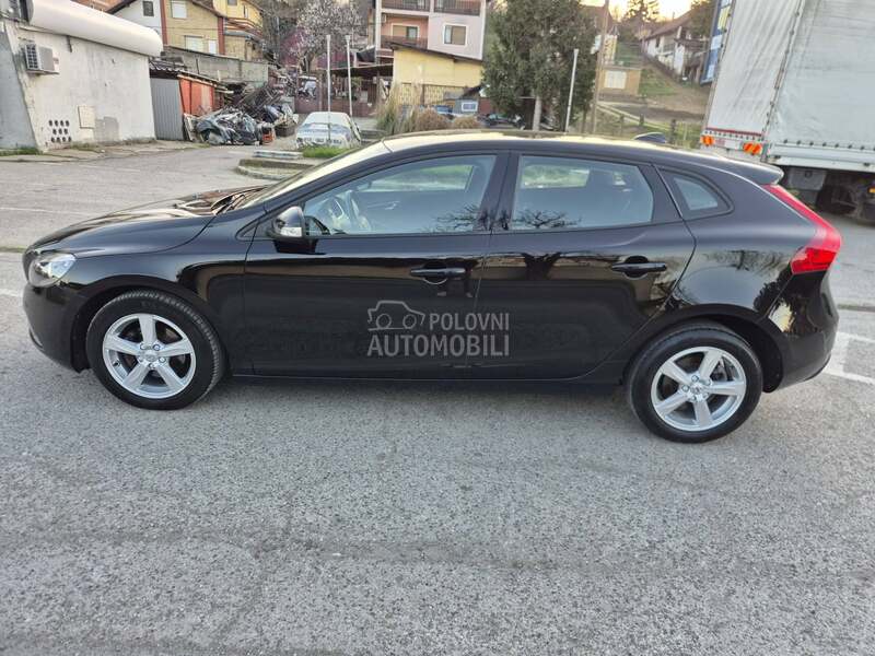 Volvo V40 2.0D