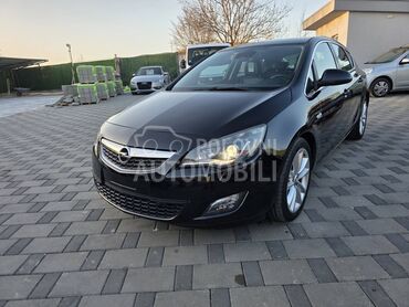 Opel Astra J 2.0 CDTI  CH