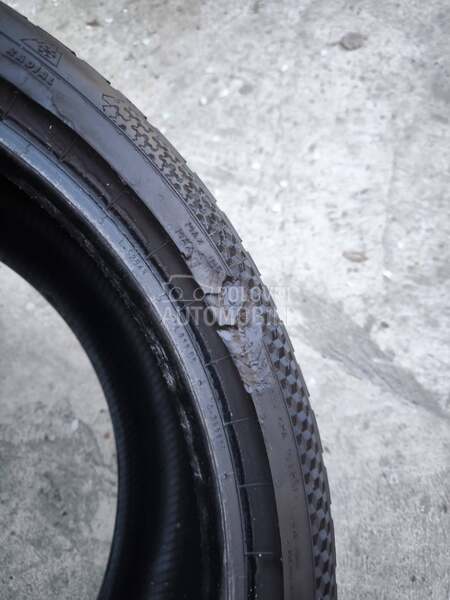 Continental 225/40 R18 Zimska