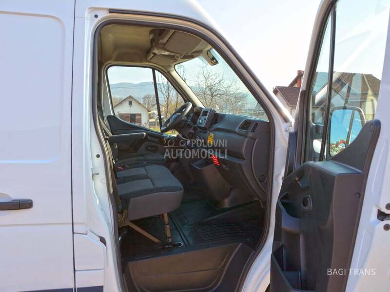 Renault MASTER KLUBB 32 HIBRID