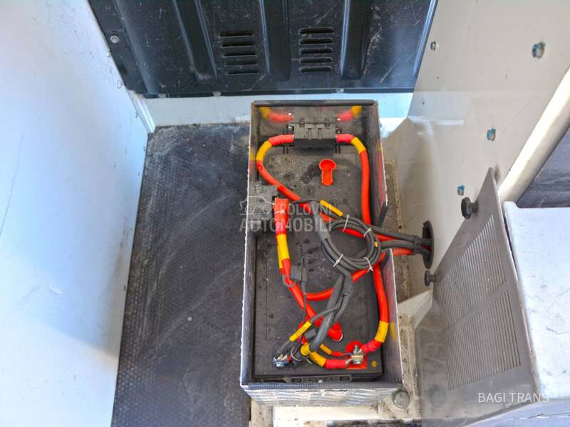 Renault MASTER KLUBB 32 HIBRID