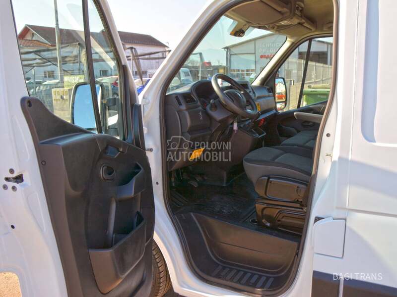 Renault MASTER KLUBB 32 HIBRID