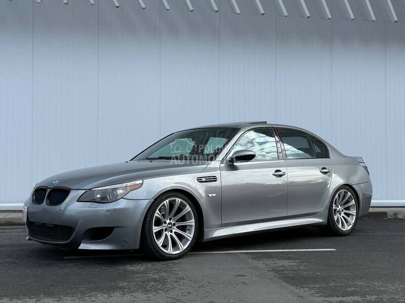 BMW M5 