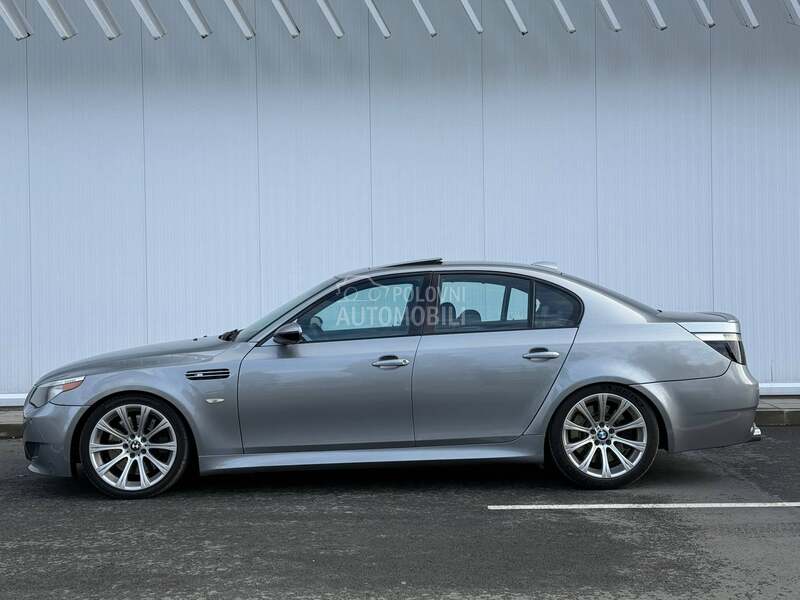 BMW M5 