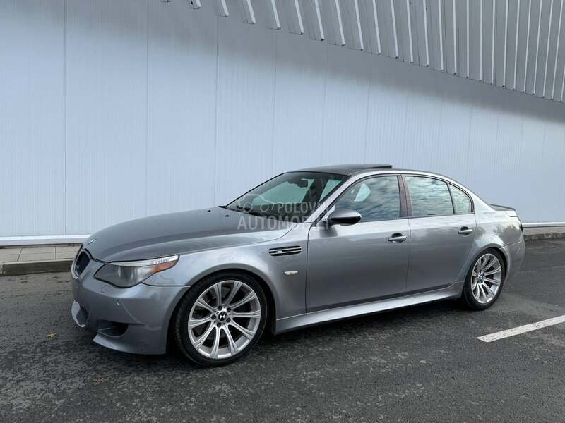 BMW M5 