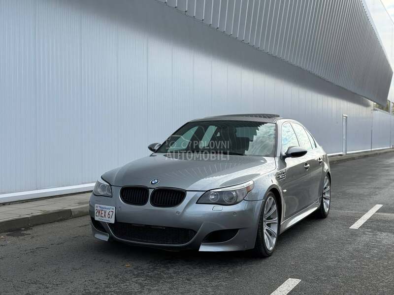 BMW M5 