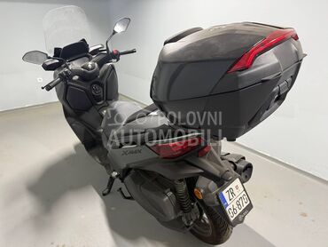 Yamaha XMAX