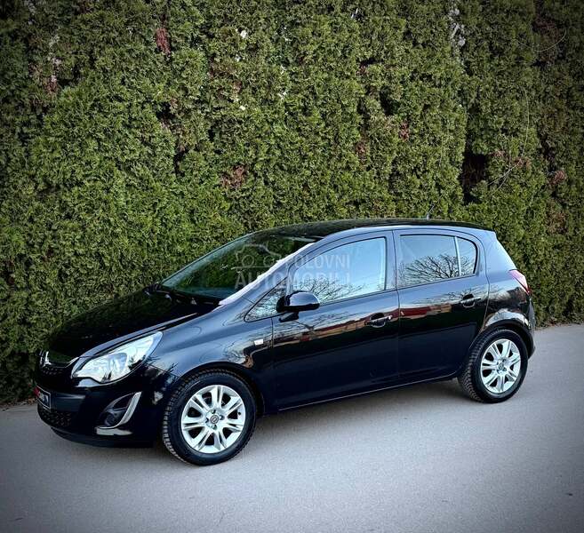 Opel Corsa D ECOTEC CH