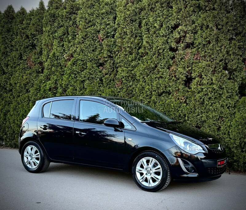 Opel Corsa D ECOTEC CH