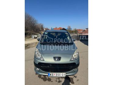 Peugeot 1007 1.4