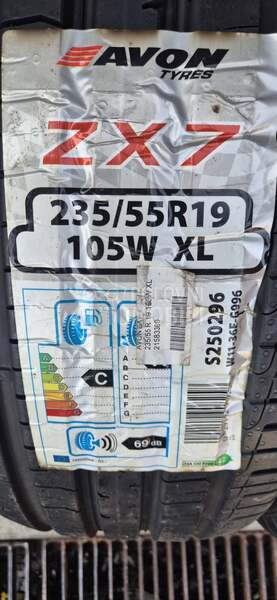 Avon 235/55 R19 Letnja