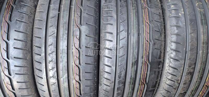 Dunlop 225/45 R19 Letnja