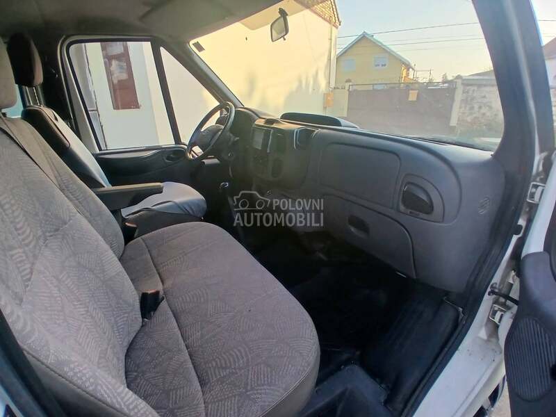 Ford Transit Putar top stanje