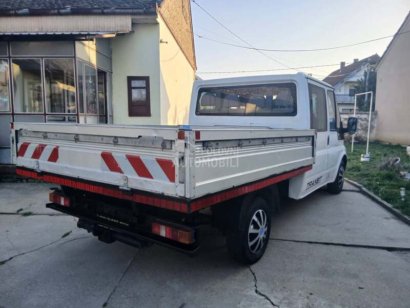 Ford Transit putar top stanje