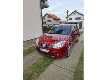Dacia Sandero 