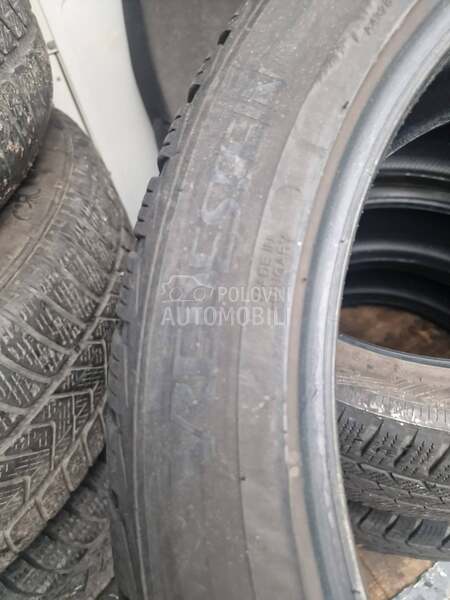Vredestein 235/45 R20 Sve sezone