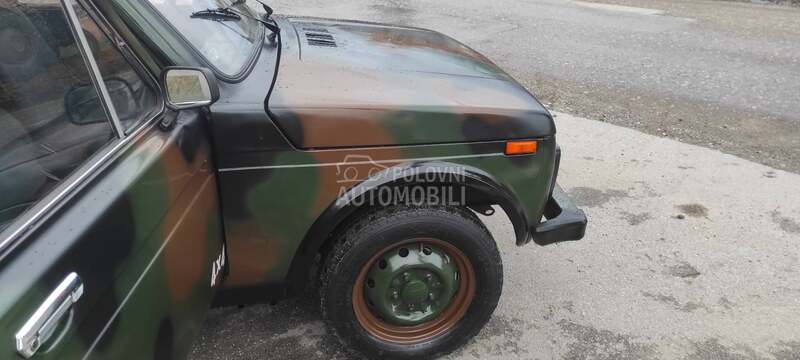 Lada Niva 