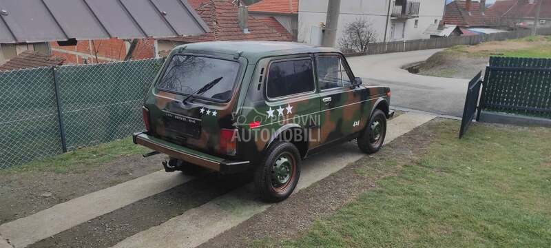 Lada Niva 