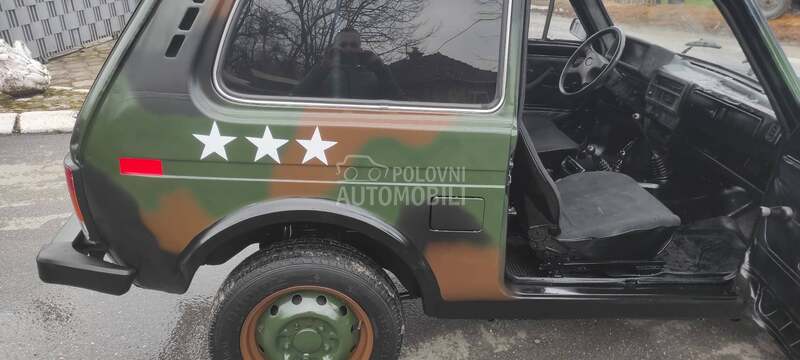 Lada Niva 