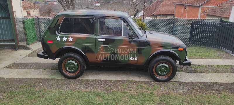 Lada Niva 
