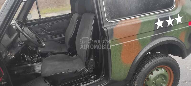 Lada Niva 