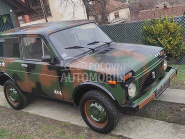 Lada Niva 