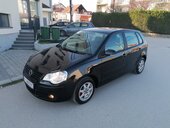 Volkswagen Polo 1.4i TREND LINE CH