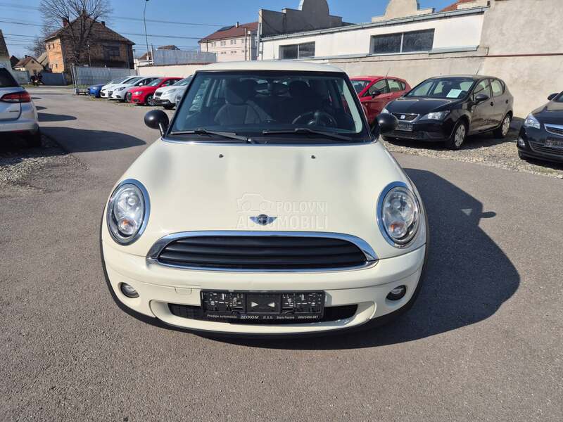 MINI One 