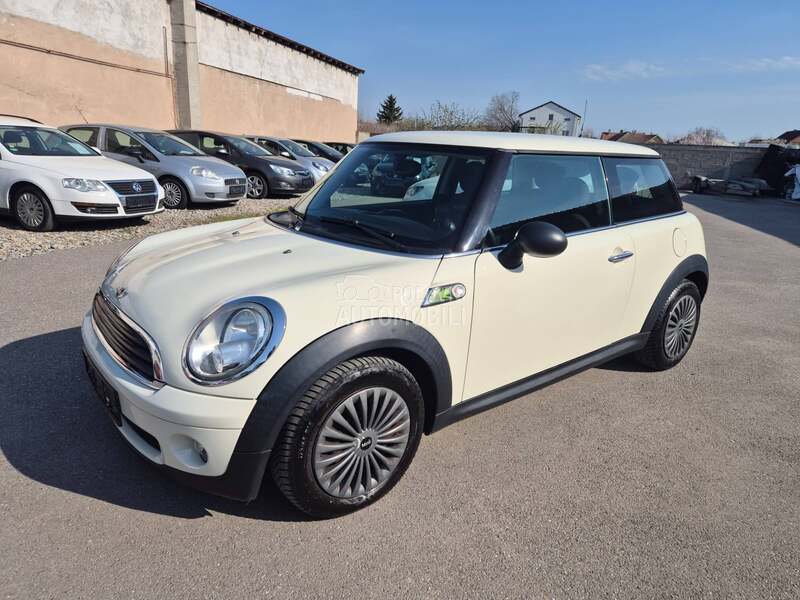MINI One 